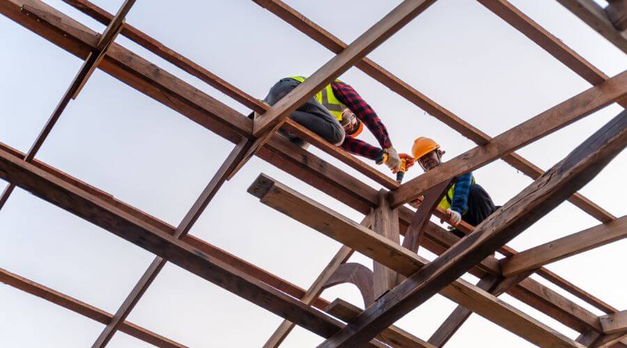 Professional gutter cleaning services in Hopland, CA